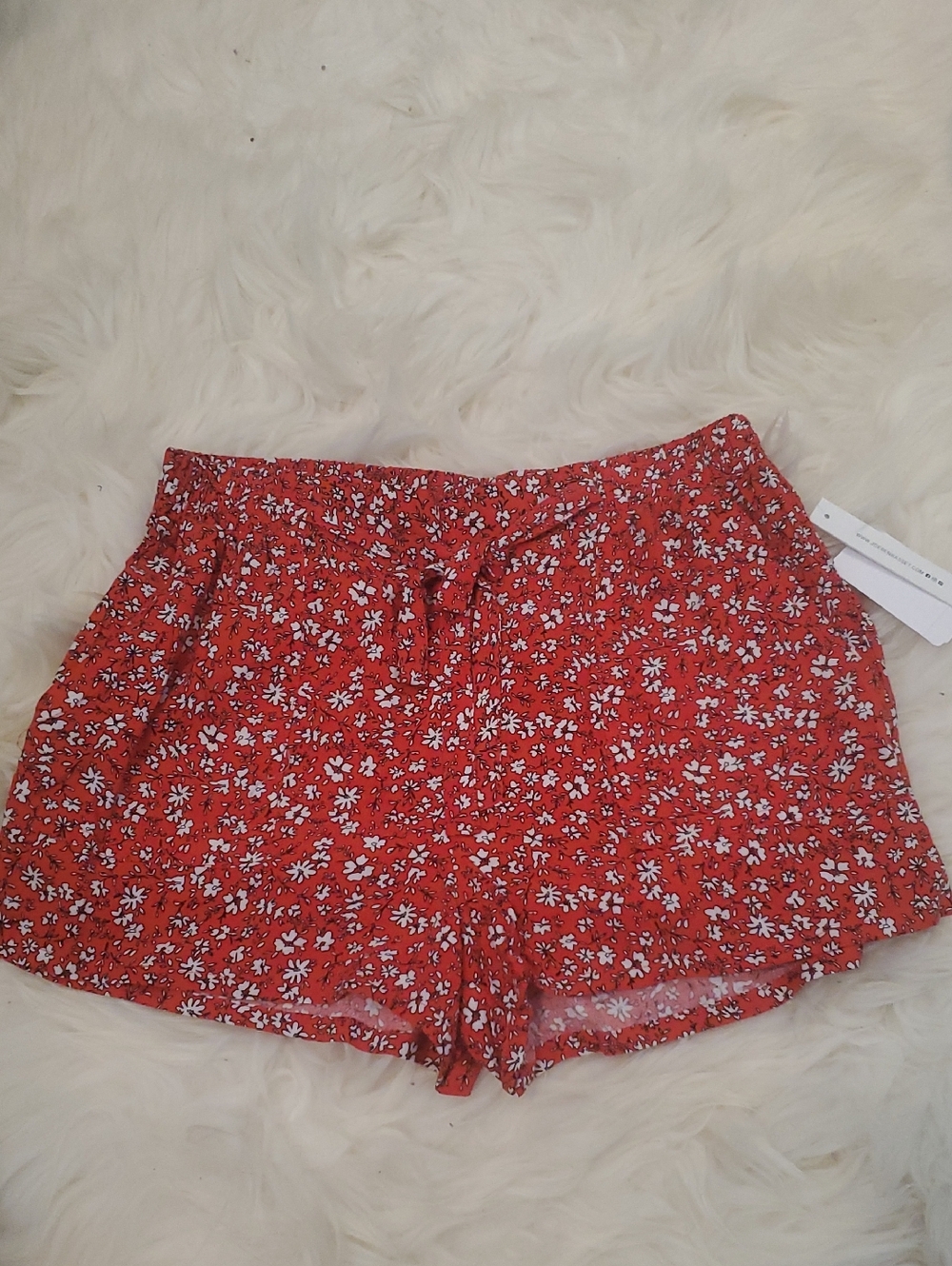 Joe B Red Floral Drawstring Shorts